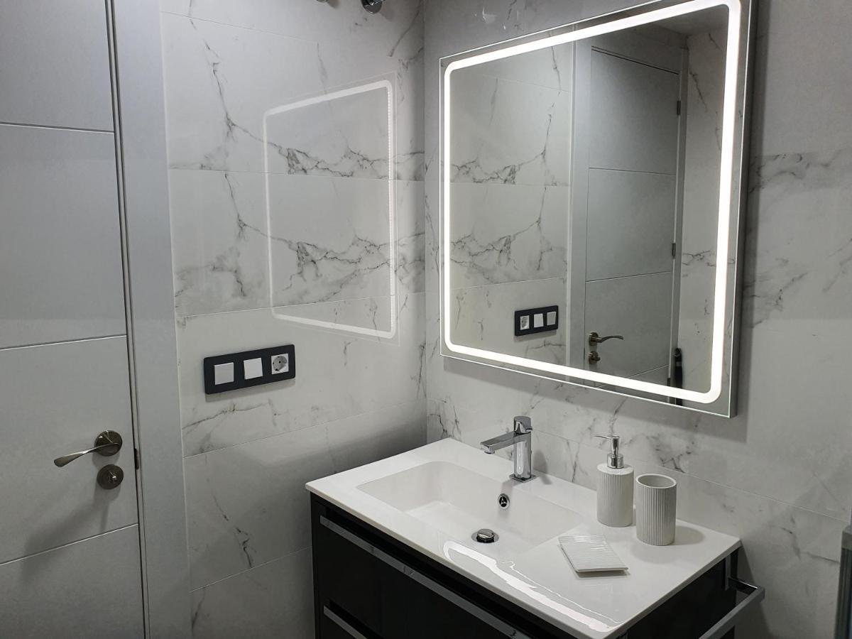 Ordono II Suites Con Aire Acondicionado Y Wifi León Εξωτερικό φωτογραφία